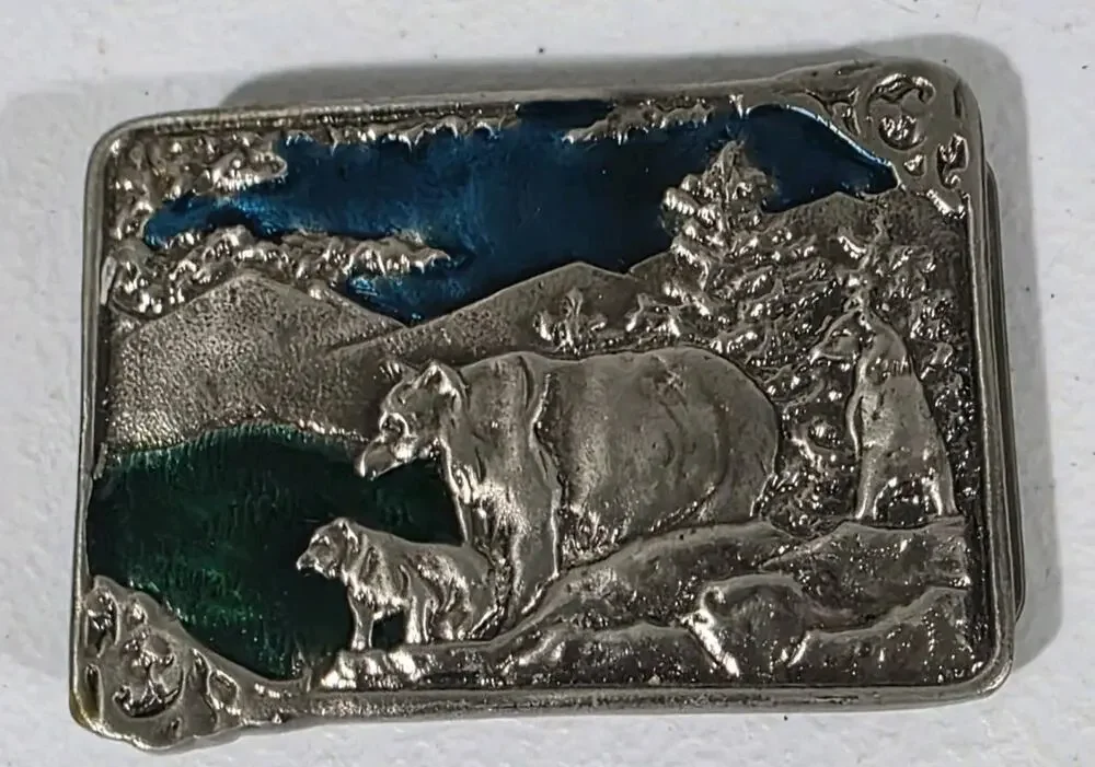 Vintage Mother Bear & Cubs Mountain Landscape Scene Belt Buckle